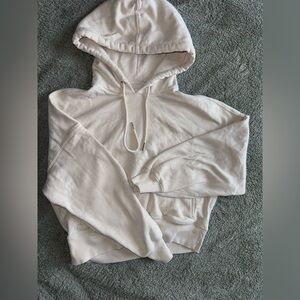 Abercrombie & Fitch Soft Cream Essentials Cropped Hoodie